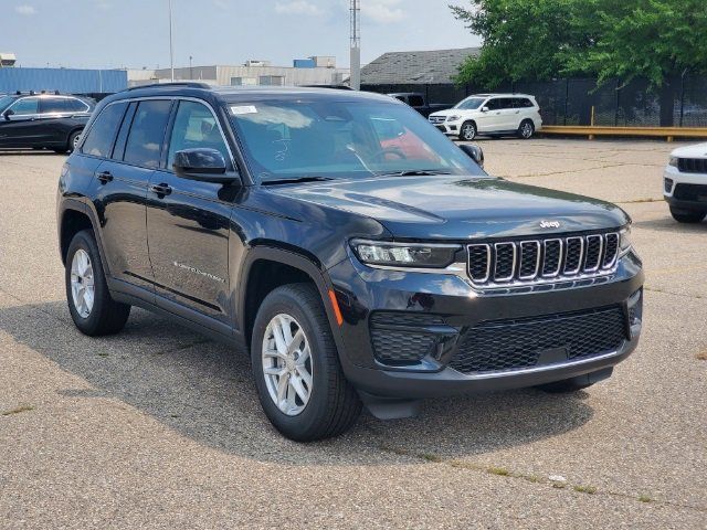 2024 Jeep Grand Cherokee Laredo X