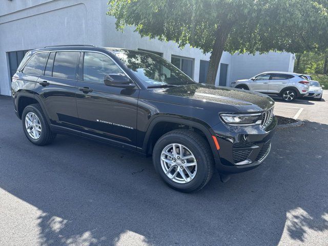 2024 Jeep Grand Cherokee Laredo X