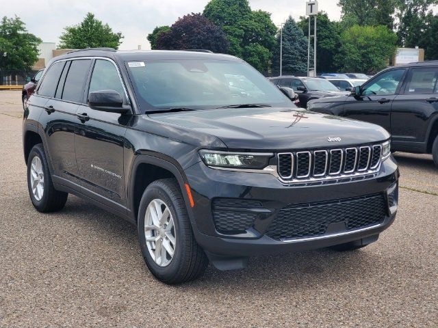 2024 Jeep Grand Cherokee Laredo X