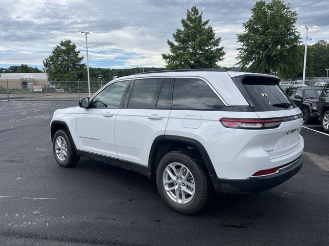 2024 Jeep Grand Cherokee Laredo X