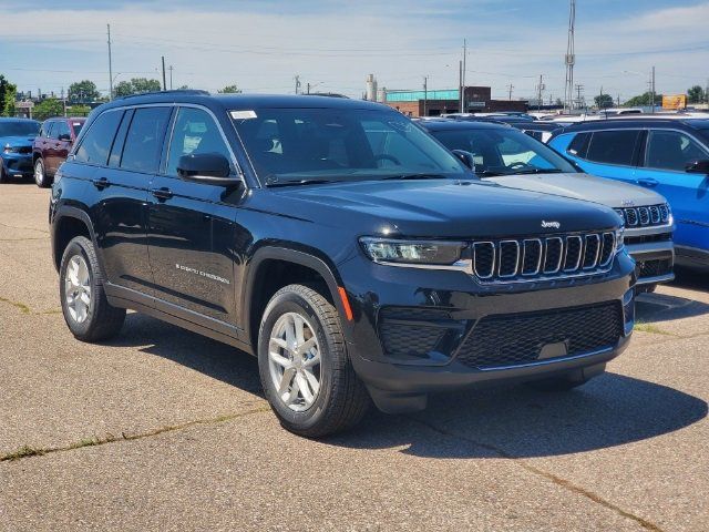 2024 Jeep Grand Cherokee Laredo X