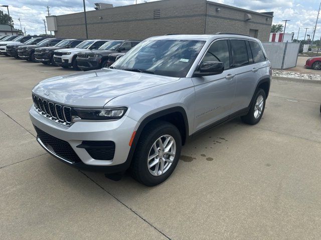 2024 Jeep Grand Cherokee Laredo X