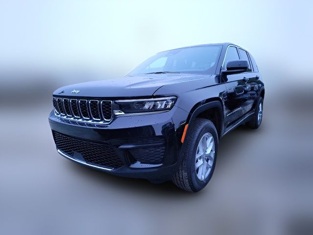 2024 Jeep Grand Cherokee Laredo X