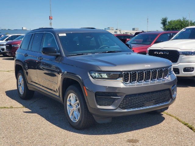 2024 Jeep Grand Cherokee Laredo X