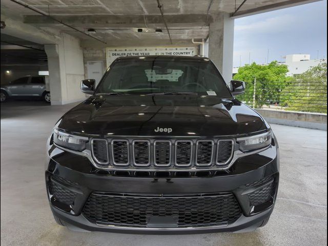 2024 Jeep Grand Cherokee Laredo X