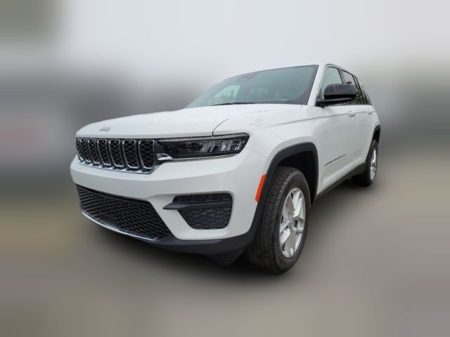 2024 Jeep Grand Cherokee Laredo X