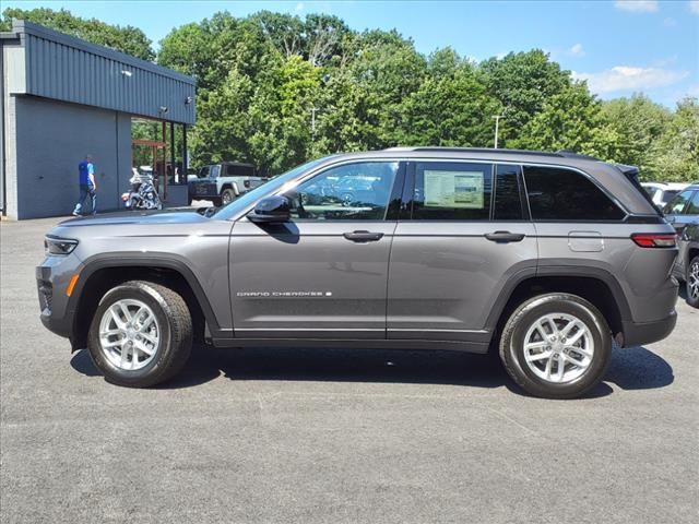 2024 Jeep Grand Cherokee Laredo X