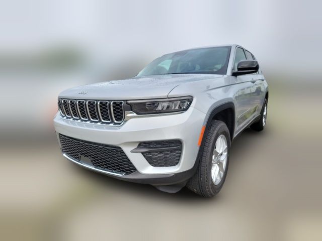 2024 Jeep Grand Cherokee Laredo X