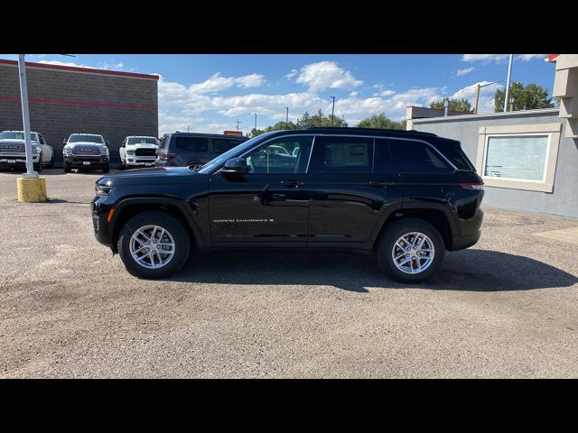 2024 Jeep Grand Cherokee Laredo X