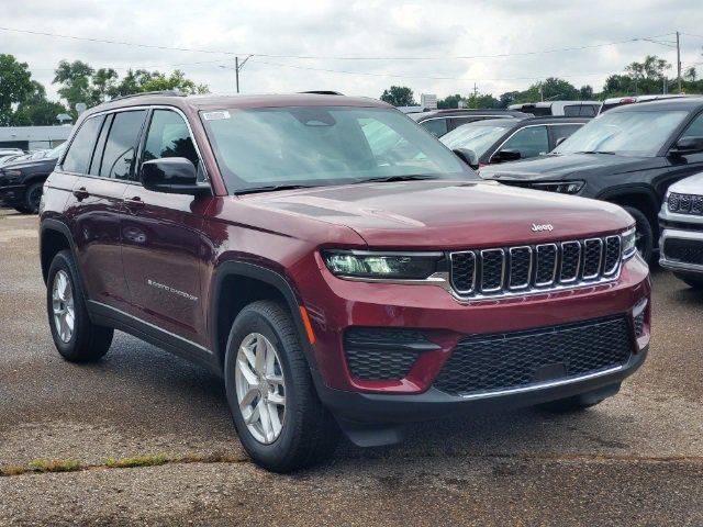 2024 Jeep Grand Cherokee Laredo X