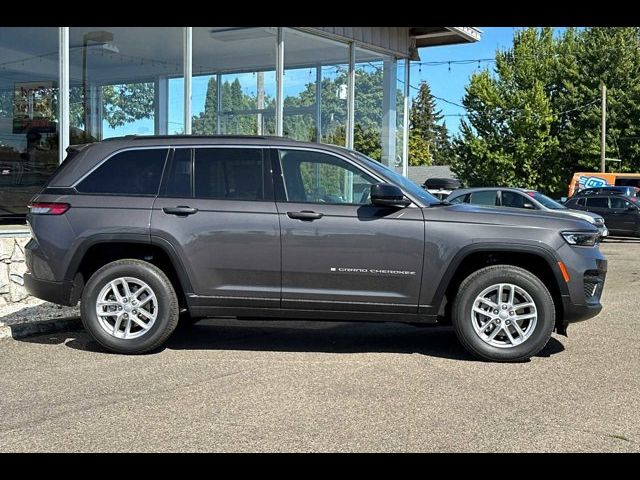 2024 Jeep Grand Cherokee Laredo X