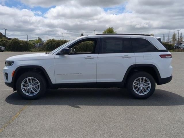 2024 Jeep Grand Cherokee Laredo X