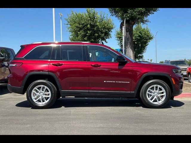 2024 Jeep Grand Cherokee Laredo X