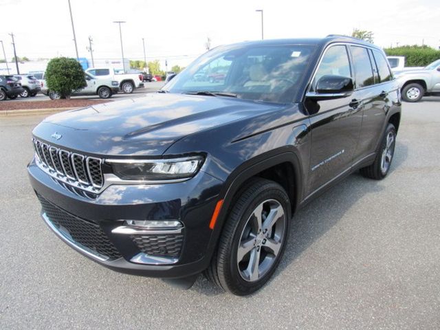 2024 Jeep Grand Cherokee 4xe Base