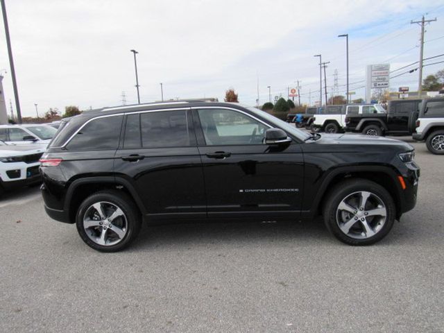 2024 Jeep Grand Cherokee 4xe Base