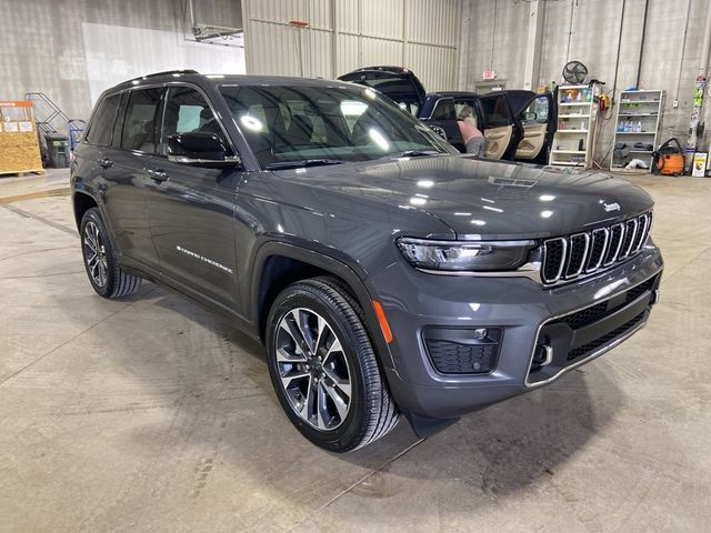 2024 Jeep Grand Cherokee Overland