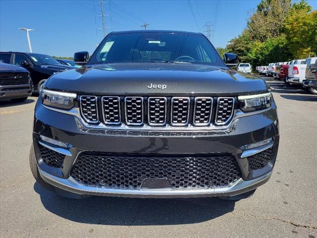 2024 Jeep Grand Cherokee Summit