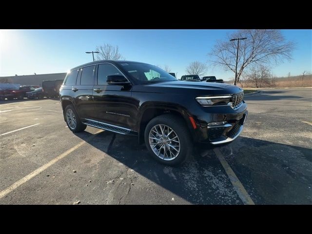 2024 Jeep Grand Cherokee Summit