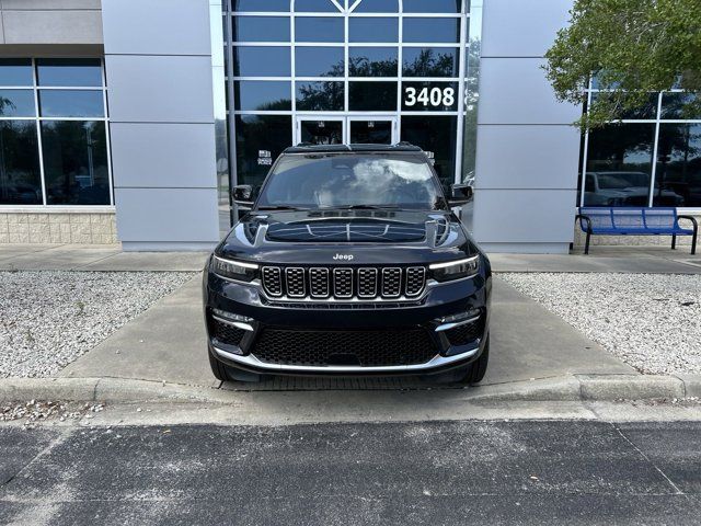 2024 Jeep Grand Cherokee Summit