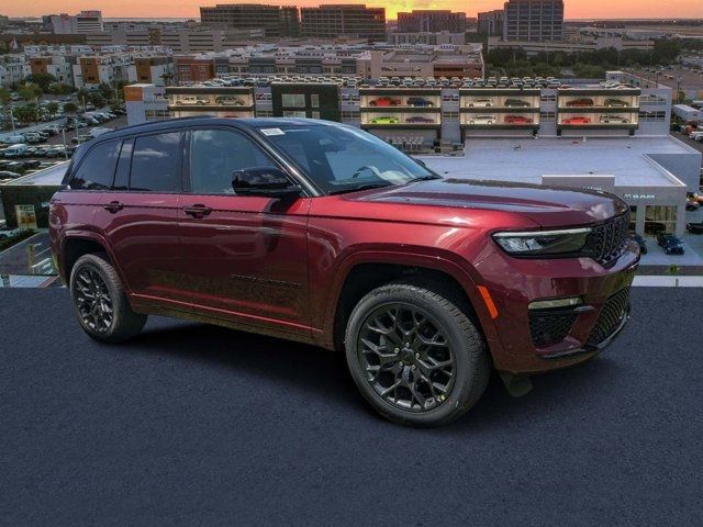 2024 Jeep Grand Cherokee Summit