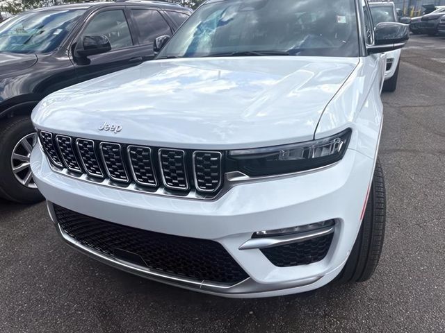 2024 Jeep Grand Cherokee Summit