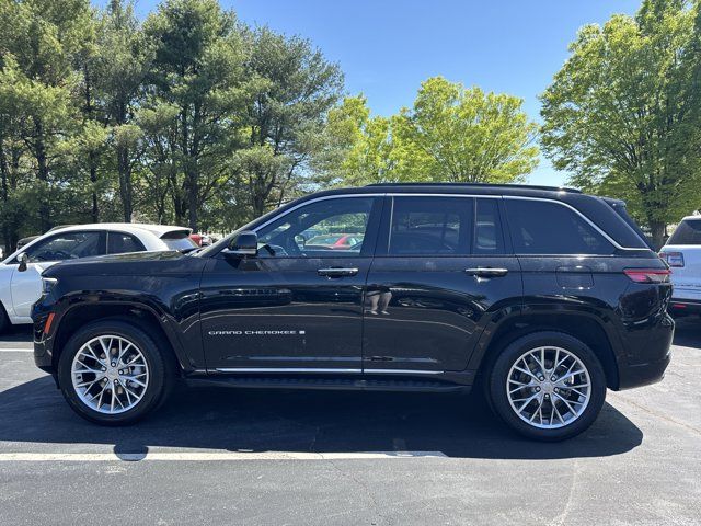 2024 Jeep Grand Cherokee Summit