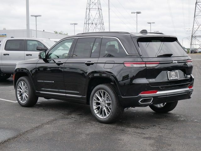 2024 Jeep Grand Cherokee Summit