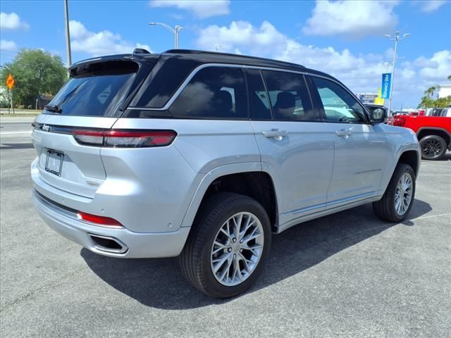 2024 Jeep Grand Cherokee Summit