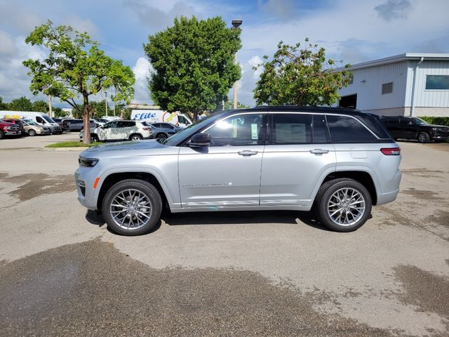 2024 Jeep Grand Cherokee Summit