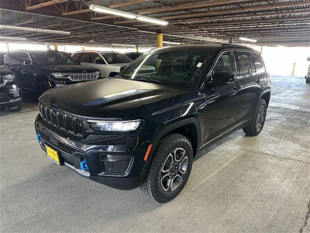 2024 Jeep Grand Cherokee 4xe Trailhawk