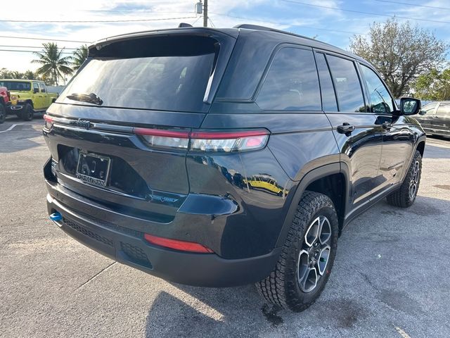 2024 Jeep Grand Cherokee 4xe Trailhawk