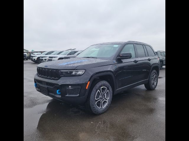 2024 Jeep Grand Cherokee 4xe Trailhawk