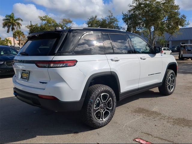 2024 Jeep Grand Cherokee 4xe Trailhawk