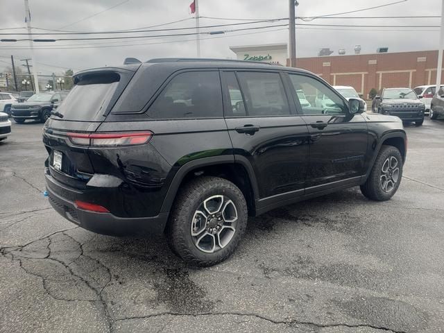 2024 Jeep Grand Cherokee 4xe Trailhawk