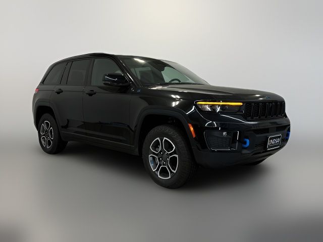 2024 Jeep Grand Cherokee 4xe Trailhawk