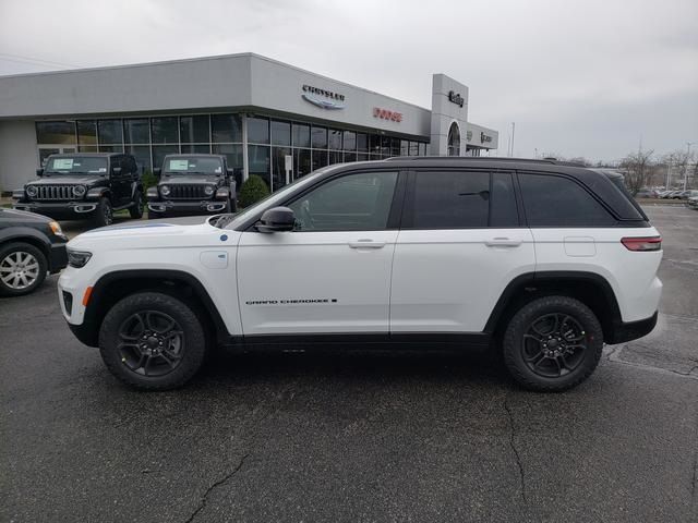 2024 Jeep Grand Cherokee 4xe Trailhawk