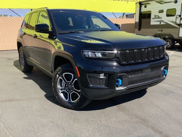 2024 Jeep Grand Cherokee 4xe Trailhawk