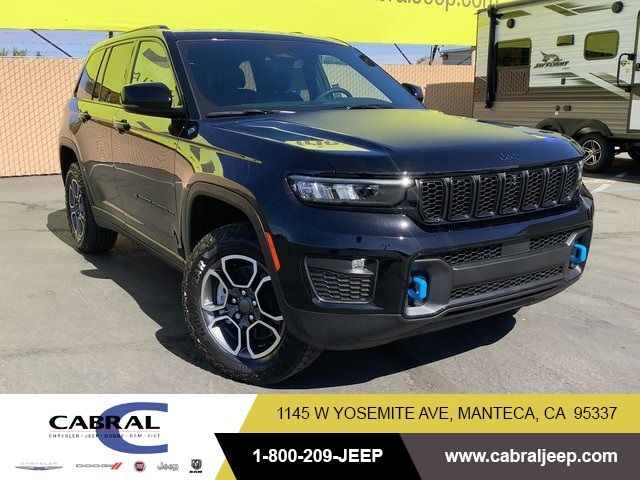 2024 Jeep Grand Cherokee 4xe Trailhawk