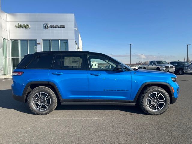 2024 Jeep Grand Cherokee 4xe Trailhawk