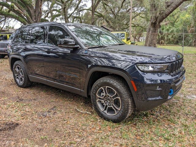 2024 Jeep Grand Cherokee 4xe Trailhawk