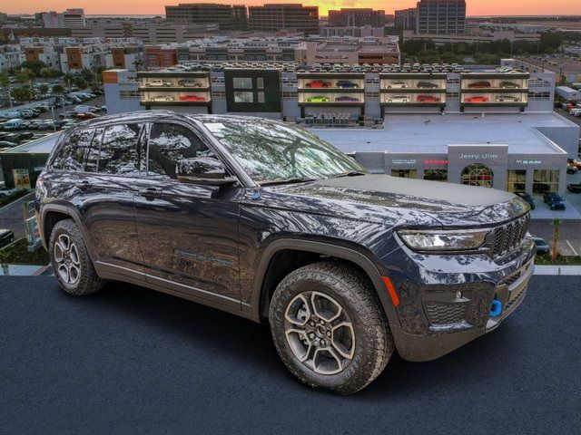 2024 Jeep Grand Cherokee 4xe Trailhawk