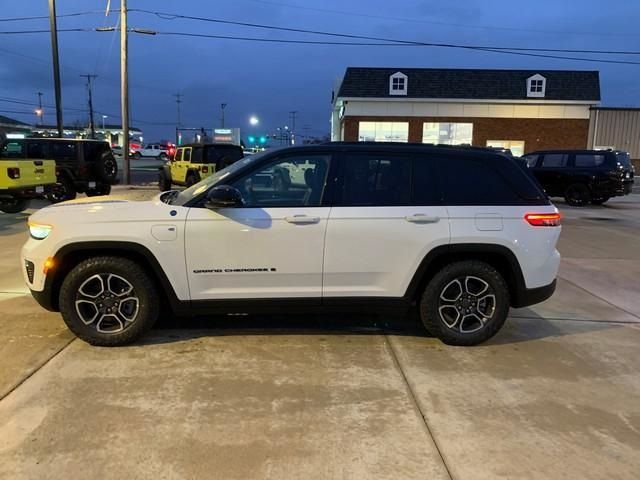 2024 Jeep Grand Cherokee 4xe Trailhawk