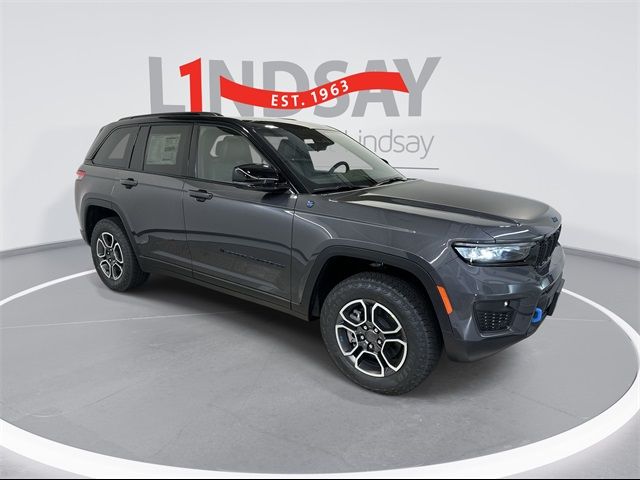 2024 Jeep Grand Cherokee 4xe Trailhawk