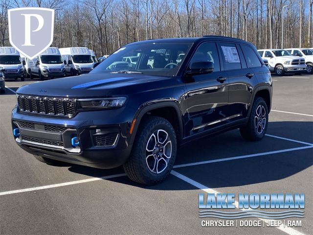 2024 Jeep Grand Cherokee 4xe Trailhawk