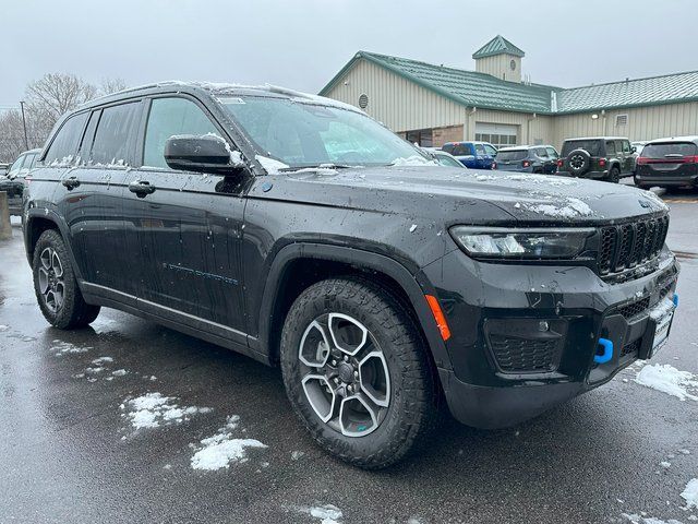 2024 Jeep Grand Cherokee 4xe Trailhawk