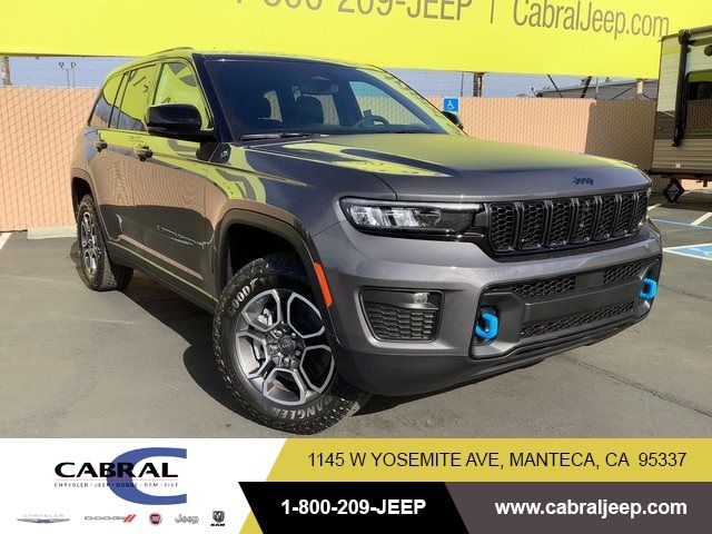 2024 Jeep Grand Cherokee 4xe Trailhawk