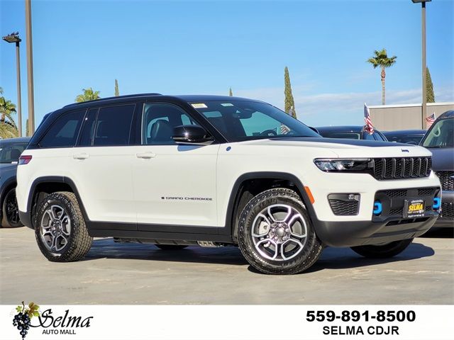 2024 Jeep Grand Cherokee 4xe Trailhawk