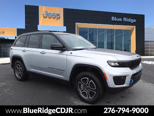 2024 Jeep Grand Cherokee 4xe Trailhawk