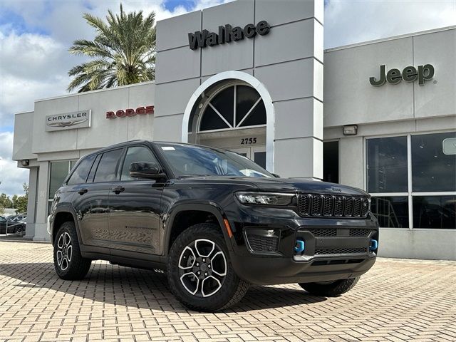 2024 Jeep Grand Cherokee 4xe Trailhawk