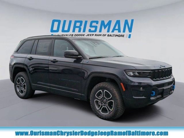 2024 Jeep Grand Cherokee 4xe Trailhawk